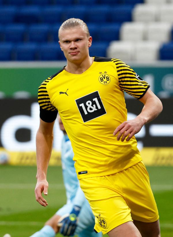 CS2裂变天地：蒙古队暂登世界第一！LVG一胜难求，TYLOO命悬一线