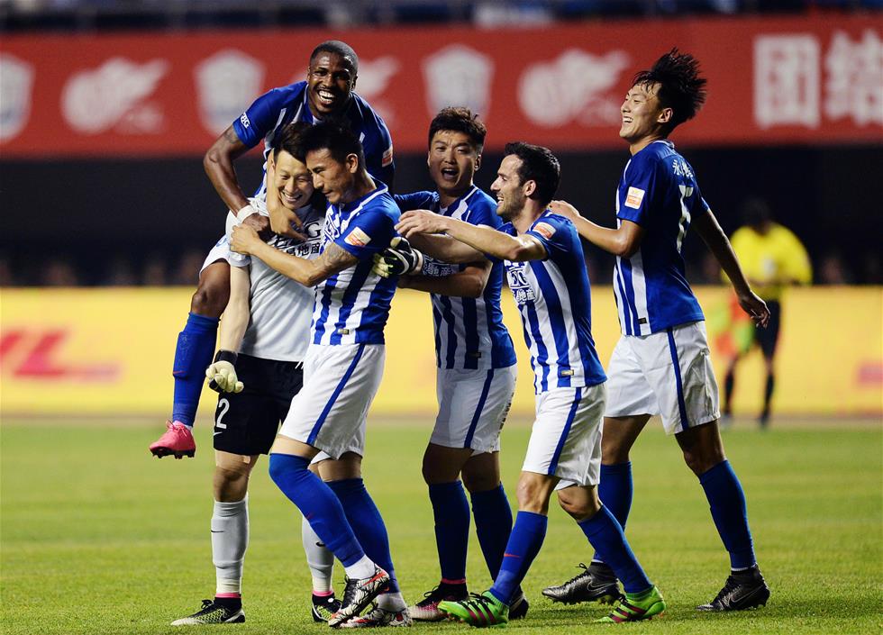 阿斯：皇马不满阿隆索对维尼修斯的态度，以及弃用平图斯