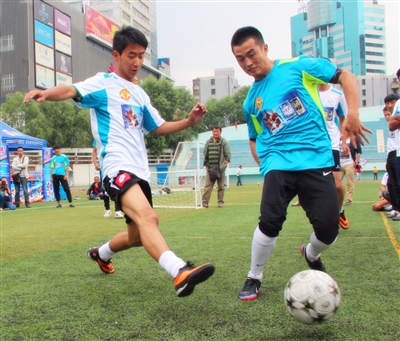 12战10胜！联盟第1！快船超级崛起，小卡迎来新里程碑